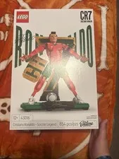 LEGO Editions 43016 Cristiano Ronaldo Soccer Legend - New, Sealed - Ships Fast