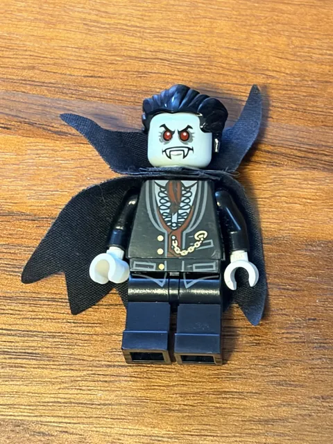 LEGO Lord Vampyre Minifigure with Cape Monster Fighters 9468 10228 mof007 1D