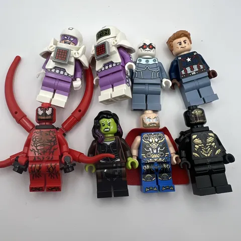 LEGO Marvel And DC Superhero Minifigure Lot Mr Freeze Carnage Gamora Thor NEW