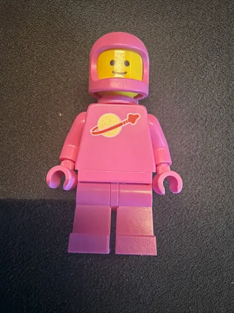 LEGO Pink Classic Spaceman Minifigure Lenny Benny's Space Squad LEGO Movie 70841