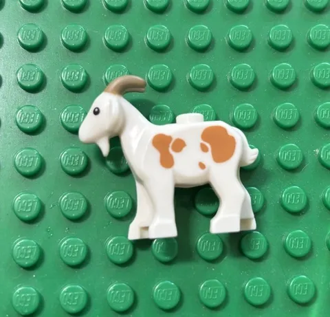 LEGO Castle GOAT Animal Minifigure - From Set Medieval Mill Village Raid 7189