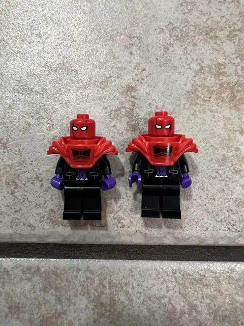 LEGO Batman Movie Minifigure Red Hood (2)