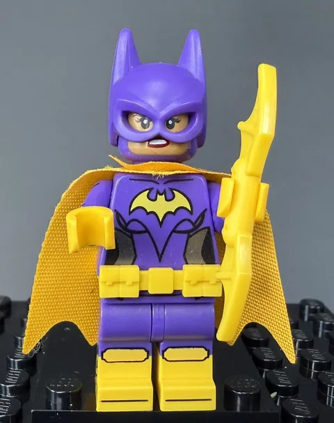 LEGO DC Super Heroes Lego Batman Movie 70906 sh0305 Batgirl Minifigure