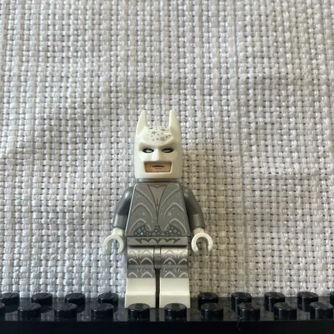 LEGO Bachelor Batman Minifigure - 70838 DC Superheroes (Lego Movie 2)