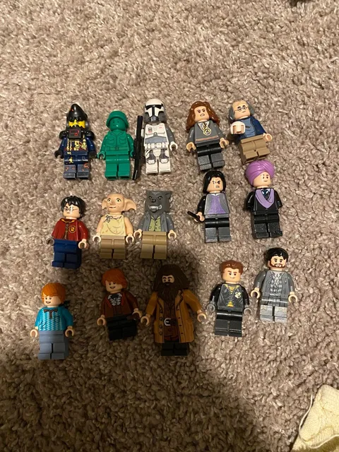 LEGO Minifigure Lot of 15 Minifigures from Star Wars, Toy Story and Harry Potter