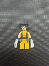 AUTHENTIC LEGO Marvel Wolverine Minifigure w/ Claws Accessory (Yellow Suit) 6866