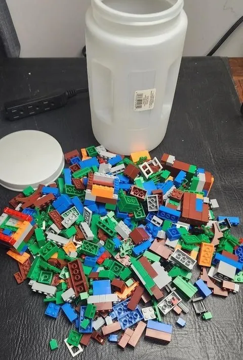 Lego Toy Lot Bulk 300 piece Mixed Building Bricks Blocks Parts Pieces 3 Quart