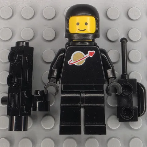Lego Space Minifigure SP003 Classic Space Black with Air Tanks