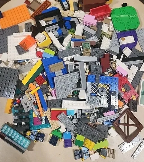 LEGO Lot 1 Lbs 8oz Bulk lot Bricks Pieces Parts  Mixed Multiple Sets