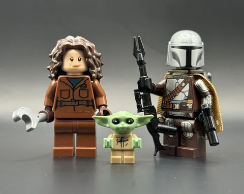 LEGO Star Wars Mandalorian Family Lot Din Djarin /Grogu / Peli Motto Figure