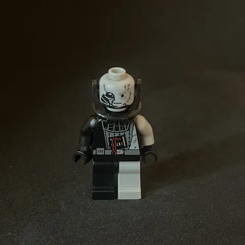 LEGO Star Wars 7672 Battle Damaged Darth Vader minifigure only