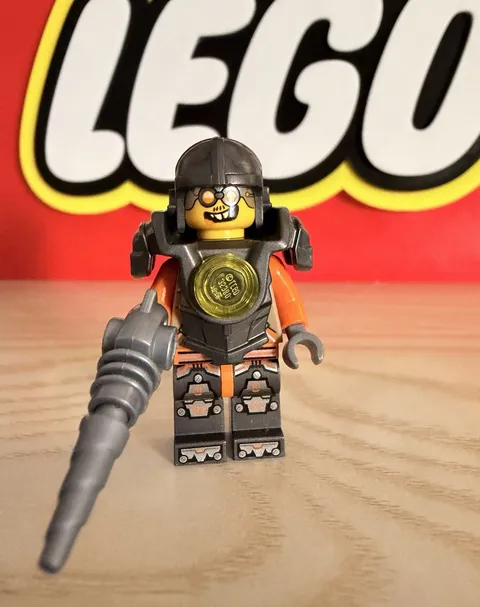 Lego Ultra Agents Drillex Minifigure With Accessory 