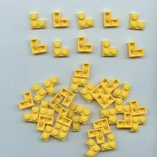LEGO x 40 Yellow Plate 2 x 2 Corner bulk lot 2420