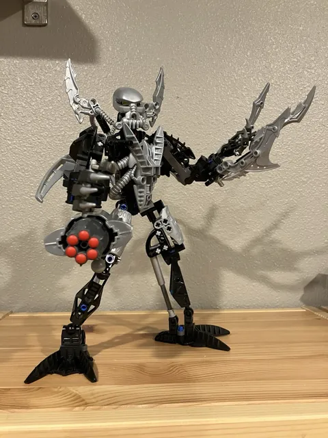 LEGO BIONICLE Warrior Hydraxon 8923