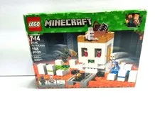 Lego Minecraft Building Toy 198 Pcs. Skull Arena NEW in Sealed Damaged Box 21145