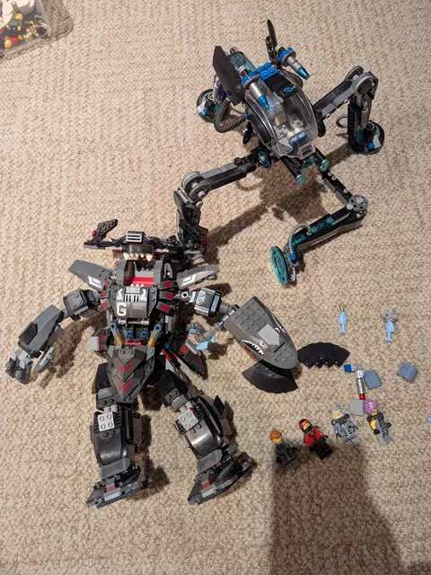 LEGO Ninjago Movie Garma Mecha Man (70613) + Water Strider (70611) 99% Complete 