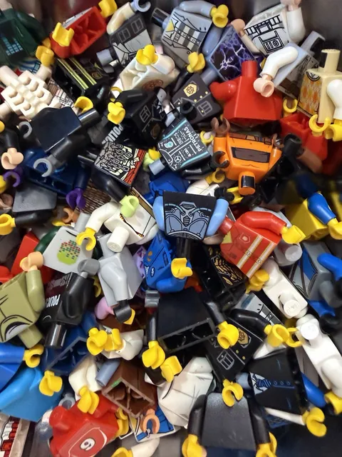 LEGO Minifigure Parts 5 random figures with accessories, read description