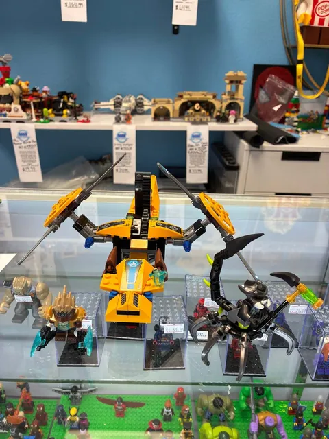 70129 Chima Lavertus’ Twin Blade - Used