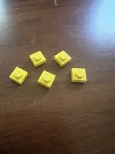 LEGO 5 1x1 YELLOW Plates (3024)