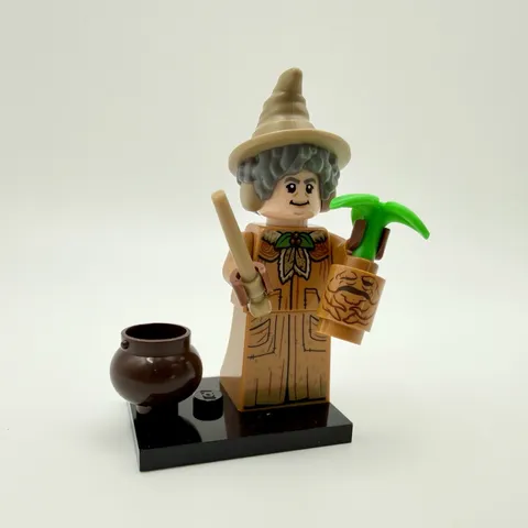 LEGO Harry Potter CMF Series 2 - Professor Sprout (colhp2-15) Retired Complete