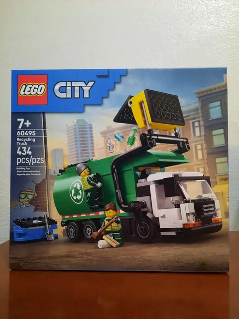Lego City Recycling Truck 60495 434 Pcs 7+ New Sealed