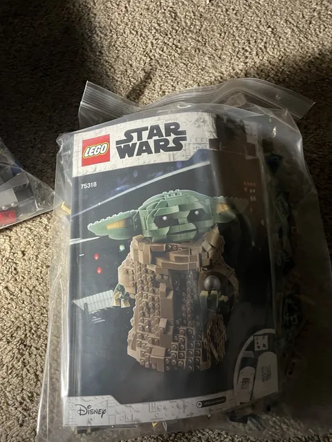 LEGO Star Wars The Child (Grogu) 75318 1073pc w/ Manual 