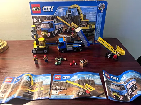 LEGO City Excavator and Truck 60075 311pcs Box, Instructions, Minifigures