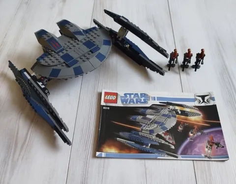 LEGO Star Wars Hyena Droid Bomber 8016 Complete Set Droids Manual