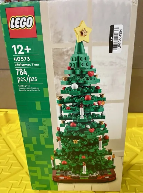 LEGO Seasonal: Christmas Tree 40573 Limited Edition 784 Pieces New Sealed