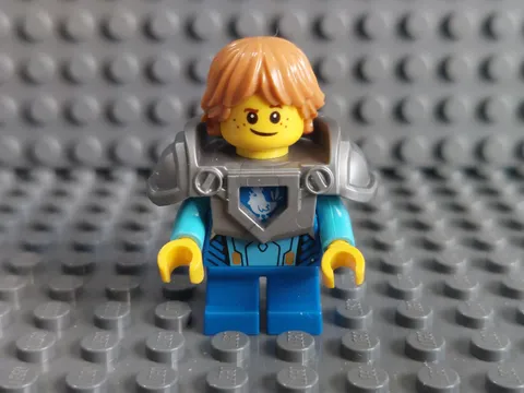 Lego Nexo Knights 70333 - Robin Minifigure - Used