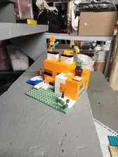 LEGO Minecraft: The Fox Lodge (21178)