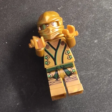 LEGO Ninjago Lloyd Golden Ninja Kimono Final Battle Minifigure *READ DESCRIPTION