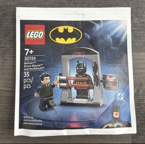 LEGO DC Batman 30726 Bruce Wayne and the Batsuit Polybag Sealed Paper Bag Set