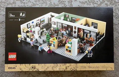 Brand NEW In Box 100% Factory Sealed LEGO Ideas: The Office (21336)