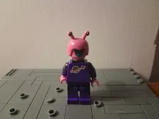 LEGO SERIES 22 SPACE CREATURE MINIFIG SET cmf 71032 minifigure purple alien