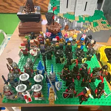 LEGO MASSIVE YOU CHOOSE!!!  Knights, Fortnite, City, Minecraft, and More