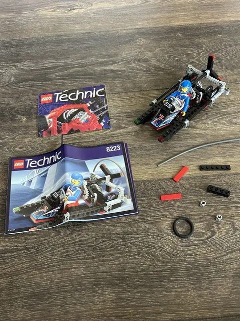 Vintage LEGO 8223 Technic Hydrofoil 7 - For Parts, Missing Pieces