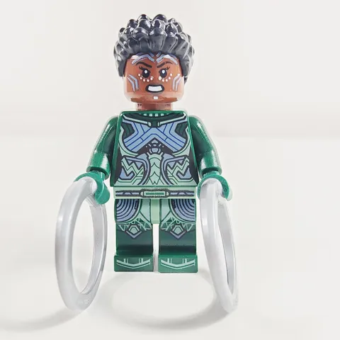 Lego Nakia Minifigure Green Suit Marvel Super Heroes Black Panther 76211 sh0844