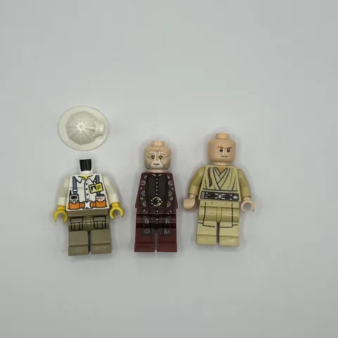 3 Incomplete Lego Minifigures