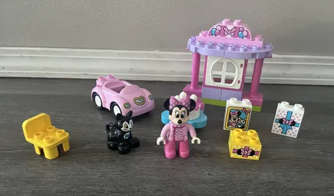 LEGO 10873 Duplo Disney Minnie Birthday Party COMPLETE Set
