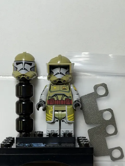 LEGO Star Wars GCC Clone Trooper Commander Doom Mini-figure NEW