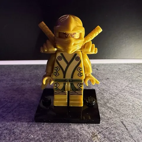 Lego Ninjago Final Battle Lloyd Golden Ninja Minifigure - Excellent Condition