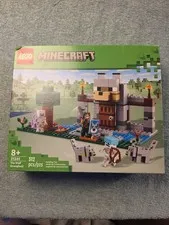 LEGO Minecraft: The Wolf Stronghold (21261)