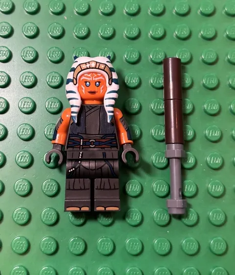 Lego Star Wars - Ahsoka Tano (Adult) Printed Arms 75362 - sw1300 Minifigure