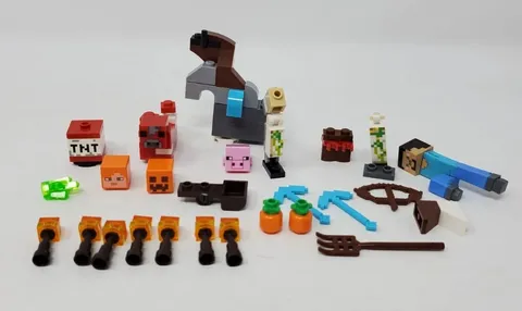 Mixed Lot of Lego Minecraft Bricks & Pieces Torches