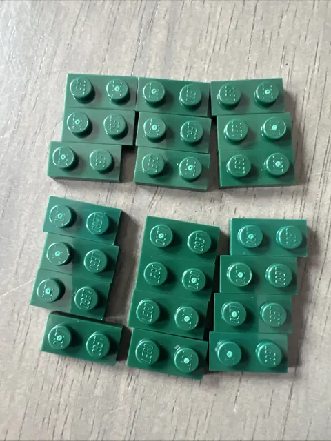 LEGO 3023 Dark Green Plate 1x2 - 21 Pieces