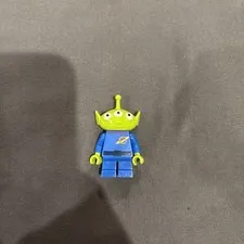 LEGO Alien - Toy Story Minifigure Little Green Alien figure (2010)
