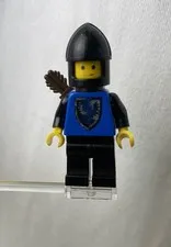 Lego Minifigure Black Falcon cas301 with Black Chin Guard Helmet / Quiver 1984 