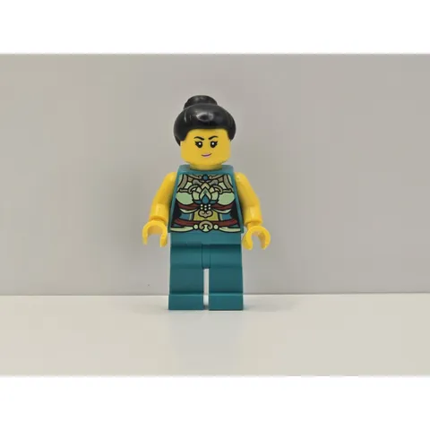 LEGO Lunar New Year Parade Participant Female Minifigure hol312 New Holiday