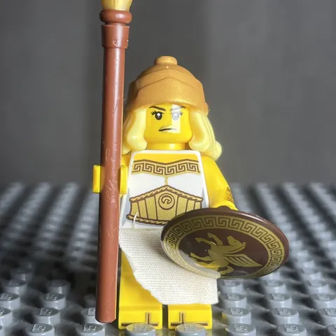 Lego City Minifigures Series 12 Battle Goddess Col183 - 3C
